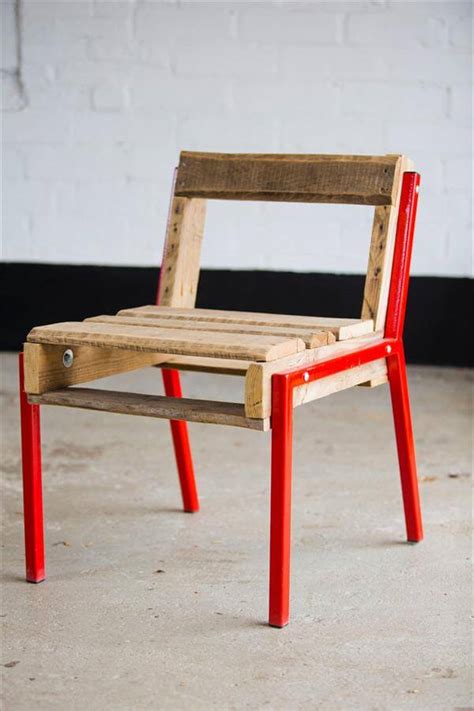 20 fun furniture legs to buy or diy. DIY Pallet Chair with Steel Legs | Pallet Furniture DIY