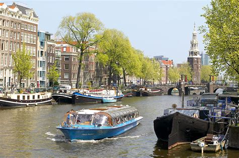 Viajero Turismo: 5 Lugares que visitar en Ámsterdam, a pie o en bicicleta