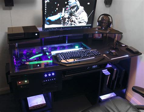 Make Your Work More Awesome With Cool Computer Desks