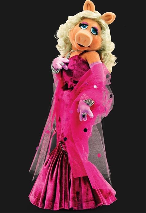 Pin By Liz Power On Iphone Wallpapers Miss Piggy Costume Miss Piggy
