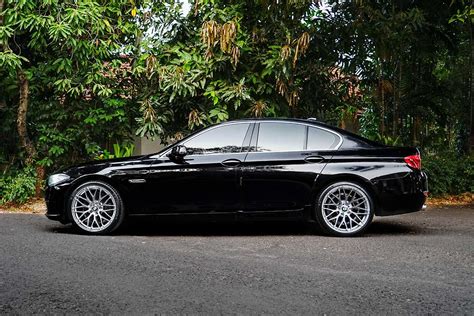 Bmw 5 Series F10 Black With Zito Zf01 Aftermarket Wheels Wheel Wheel