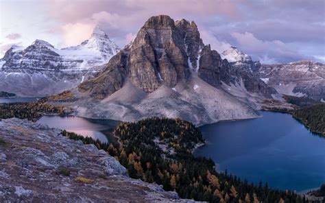 2560x1600 Mount Assiniboine Provincial Park Canada 8k 2560x1600