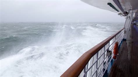 Hurricane Fiona Heads To Canada Impacting Cruise Itineraries Top