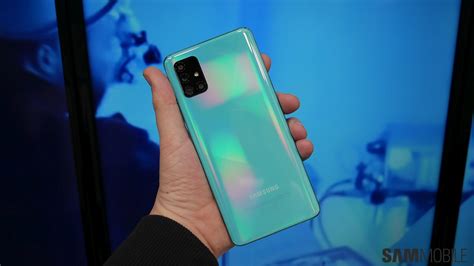Price and specifications on samsung galaxy a52. Samsung India drops Galaxy A51 price but it still might ...
