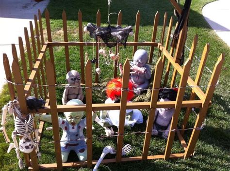 But i'm really stuck on one question: Zombie Babies! Love this! | Halloween outside, Scary ...