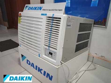 Frwl Daikin Window Air Conditioners For Home Capacity Ton At