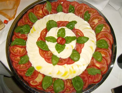 Similarly, it is asked, what is a typical dinner in italy? File:Mozzarella 1.JPG - Wikimedia Commons