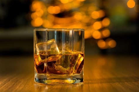 Whiskey Noobs The Definitive Guide To Help You Start Drinking Whiskey