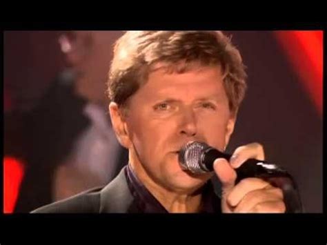 We've come to far to leave it all behind how could we end it all this way? Peter Cetera - If You Leave Me Now (Live) - YouTube | Good music, Contemporary music, Music history