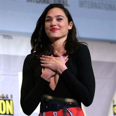 Gal Gadot Height Weight Age Conelays