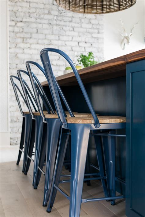 The best seating for a kitchen island. Kitchen Island Chairs | HGTV