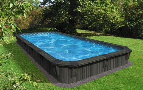 Custom wholesale in ground swimming pool kits and inground vinyl pool liners & inground pool kits. This new rectangular pool sleek whit well-defined lines ...
