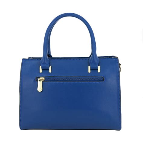 Carlo rino is one of the most popular fashion clothes store in town, check out their quality, shoes and more! Jual Carlo Rino Karen Hand Bag - Blue Online Maret 2021 ...