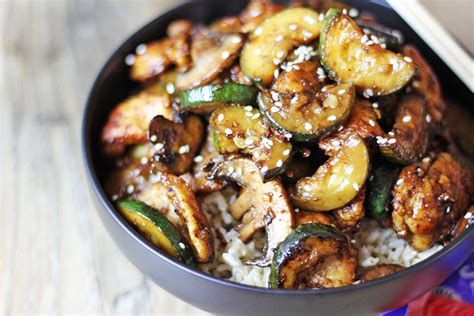 This panda express mushroom chicken made at home tastes even better than the restaurant's popular dish! Panda Express Zucchini and Mushroom Chicken in just 20 ...