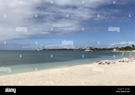 Surfside Beach Aruba Stock Photo Alamy