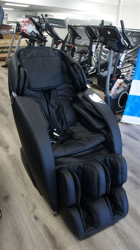 Sold Out Insignia™ Ns Mgc300bk Zero Gravity Full Body Massage Chair Appliances Tv Outlet