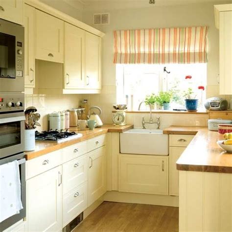 Finding the best kitchen worktops is something you should think about early on in a kitchen redesign. Cream Kitchens: The Best Thing For Your House ...