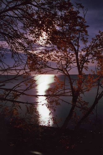 Fallmoonlight Full Moon Over Lake Superior In Duluth Mn Flickr