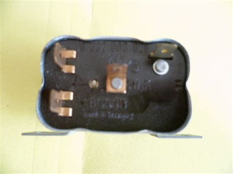 By combining multiple relays in series or parallel, one can create complicated logic which. Relay battery switch-Bosch 24 volt - LMS Lichfield