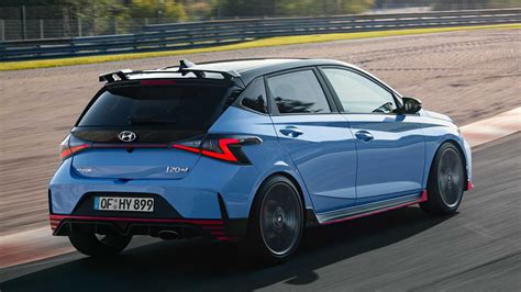 The model is expected to be introduced in international markets in the first half of 2021. Hyundai i20 N (2021): 204 KM i „Launch Control" w ...