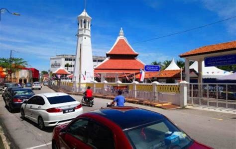 The distance between the mosque and mecca is 8720.92 km north west. Masjid Kampung Hulu Melaka. Hasil warisan tamadun islam di ...