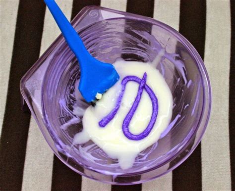 Use shampoo mixture once a week. DIY Purple Shampoo Toner Recipe And Guide | Hair toner ...