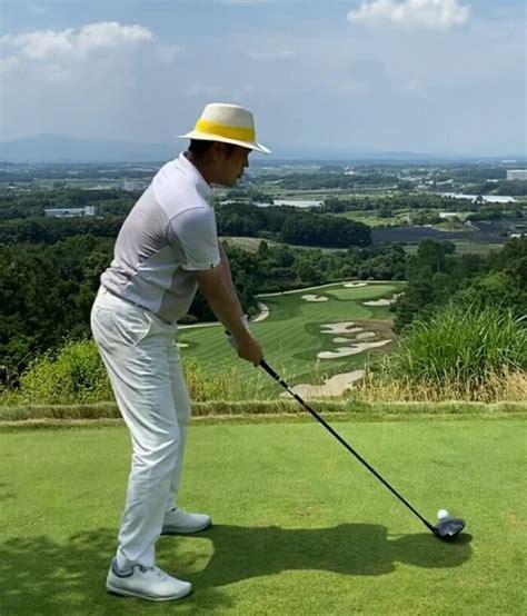 정용진 신세계 부회장이 스타벅스에서 즐겨먹는 음료 3가지를 꼽았다. 정용진도 골프 친다...트리니티 클럽은 어디