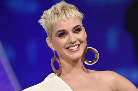 Watch Katy Perry Help A Fan Propose On National Coming Out Day Billboard
