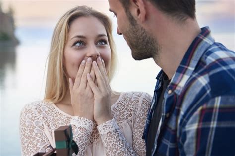 Only this quiz will efficiently narrow down exactly what engagement ring is perfect for you. How to Pick The Perfect Engagement Ring