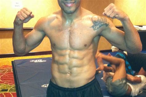67% 792 голова 17% 205 корпус 16% 186 ноги. UFC 136: Jose Aldo will have no problem making weight for ...