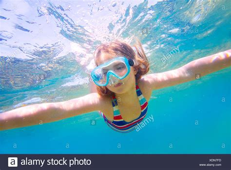 Redhead simonna showing her body underwater. Beautiful Girl Underwater Stock Photos & Beautiful Girl ...