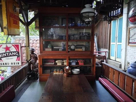 SHSD Ciganea Purwakarta, Rumah Makan Khas Sunda Dengan ...