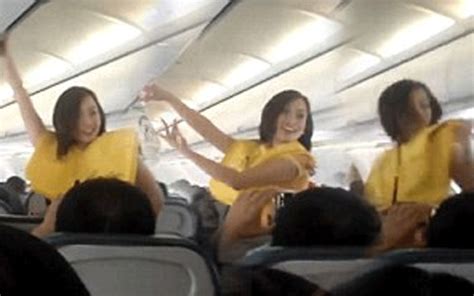 Cabin crew safety demonstration script. Passengers go Gaga over flight safety demo - Emirates 24|7