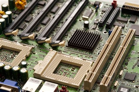 Tangkai bunga berfungsi sebagai penopang dan penghubung antara tangkai bunga dengan ranting. Bagian-Bagian Komponen Motherboard dan Fungsinya - Pintar ...