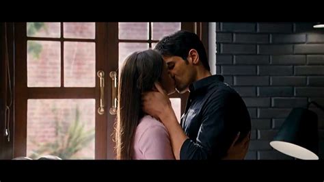 alia bhatt hot kiss in soty 720p youtube