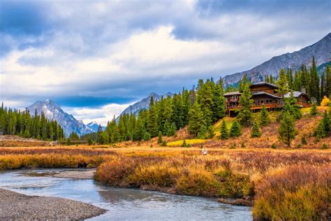 8 Reasons To Stay At The Marvelous Mount Engadine Lodge The Banff Blog