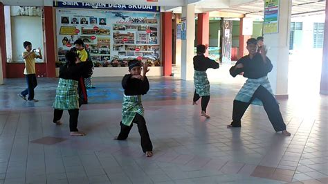 Jalan kebudayaan, taman universiti, skudai, 81300, malaysia. Persembahan Silat oleh Pelajar-pelajar SMK Taman Desa ...