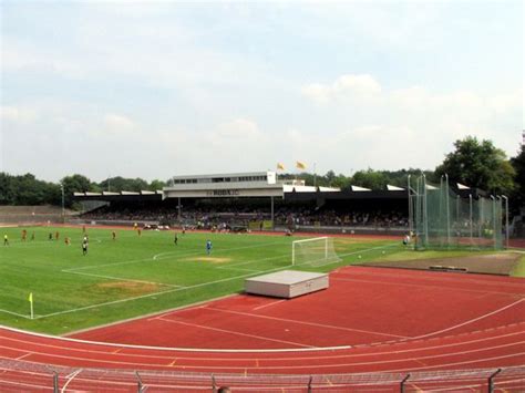 Alles over de club roda jc (keuken kampioen divisie) actuele selectie met marktwaarden transfers geruchten speler statistieken programma nieuws. Gemeentelijk Sportpark Kaalheide - Stadion in Kerkrade