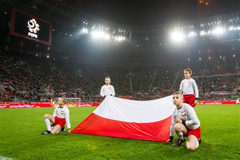 Popularne są też mecze zagranicznych drużyn. Harmonogram sprzedaży biletów na mecz Polska - Grecja. Do ...