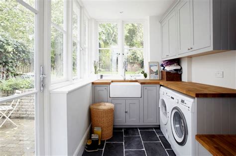 Hidden laundry laundry closet small laundry laundry in bathroom concealed laundry laundry room doors outdoor laundry area outside laundry room modern laundry rooms. bright-outdoor-laundry-room-design | HomeMydesign