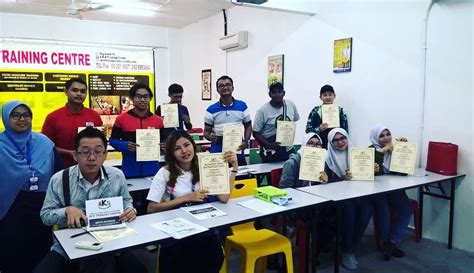 Pusat latihan hendaklah menggunakan buku log yang dikeluarkan oleh pihak berkuasa berkenaan (seksyen keselamatan sinaran, kkm). Kursus Latihan Pengedali Makanan hari ini 22.07.2019 ...
