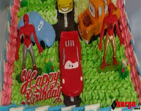 Dipesan oleh yuyun, wakil ketua kajol entertaiment banjarmasin. Gambar Model kue tart ulang tahun anak laki laki | Masakan ...