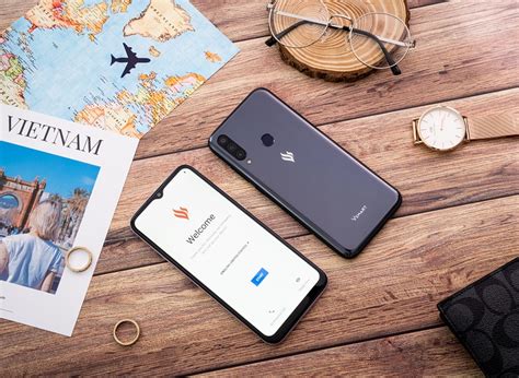 Vinsmart company commits to progressive creativity and innovation in organizing an integrated technology ecosystem, in order to bring a modern and better life for vietnamese and global citizens. VinSmart rose to the top 3 of Vietnam's smartphone market ...