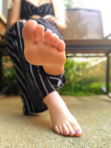 perfect soles to worship r feetpics
