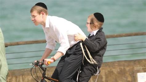 בזמן ההסגר בשל הקורונה אנחנו עובדים דרך אתר האינטרנט ובמענה טלפוני בלבד. מטיילים בחול המועד: עומסים בכבישים ובחופים בכינרת, אתר ...