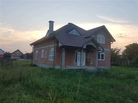 Plišane igračke, lutke, kocke, igračke na naduvavanje. Prodaja Kuca Busije Beograd