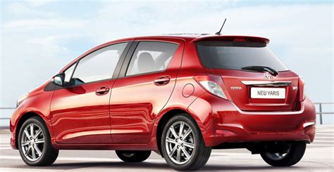 Toyota's hybrid tech rolls out into europe's biggest market segment in the shape of the yaris, but is it a wholesome alternative to humble petrol engine? All New Toyota Yaris 2013 Tambih Lebih Stylish, Sporty Dan Elegan - Jejak Jalan Raya
