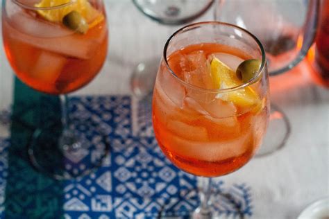 summetime aperol spritz – Dirty Laundry Kitchen