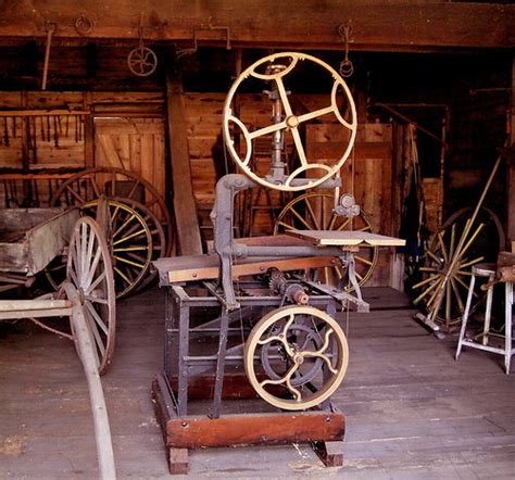 Since this lesson is an introduction to 3d, i want you to focus on only a few things to begin with. Tools to make Wagon Wheels | Wheelwright's Shop, Batsto ...