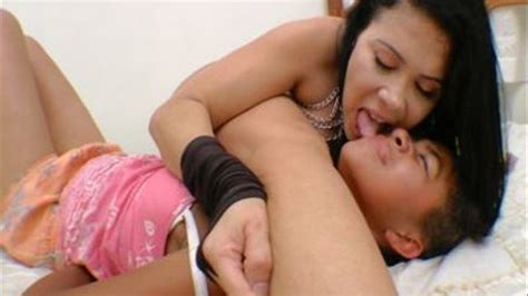 Kisses Slave Of 18 Years Old By Mistress Soraya Carioca Clip 5 Kisses